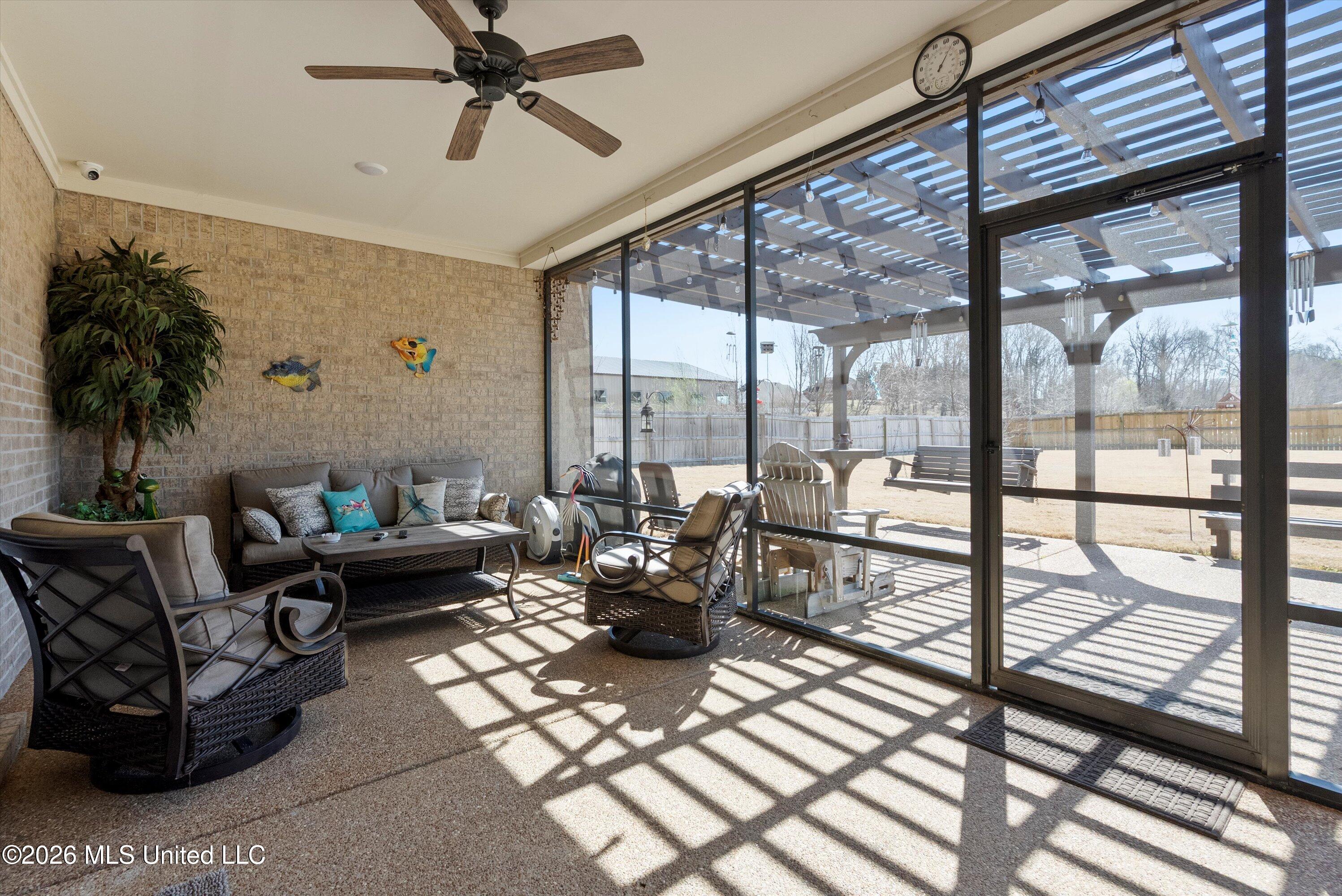 1586 Carlee Drive Hernando, MS 38632 - Photo 35 of 44 1586-screened porch 1