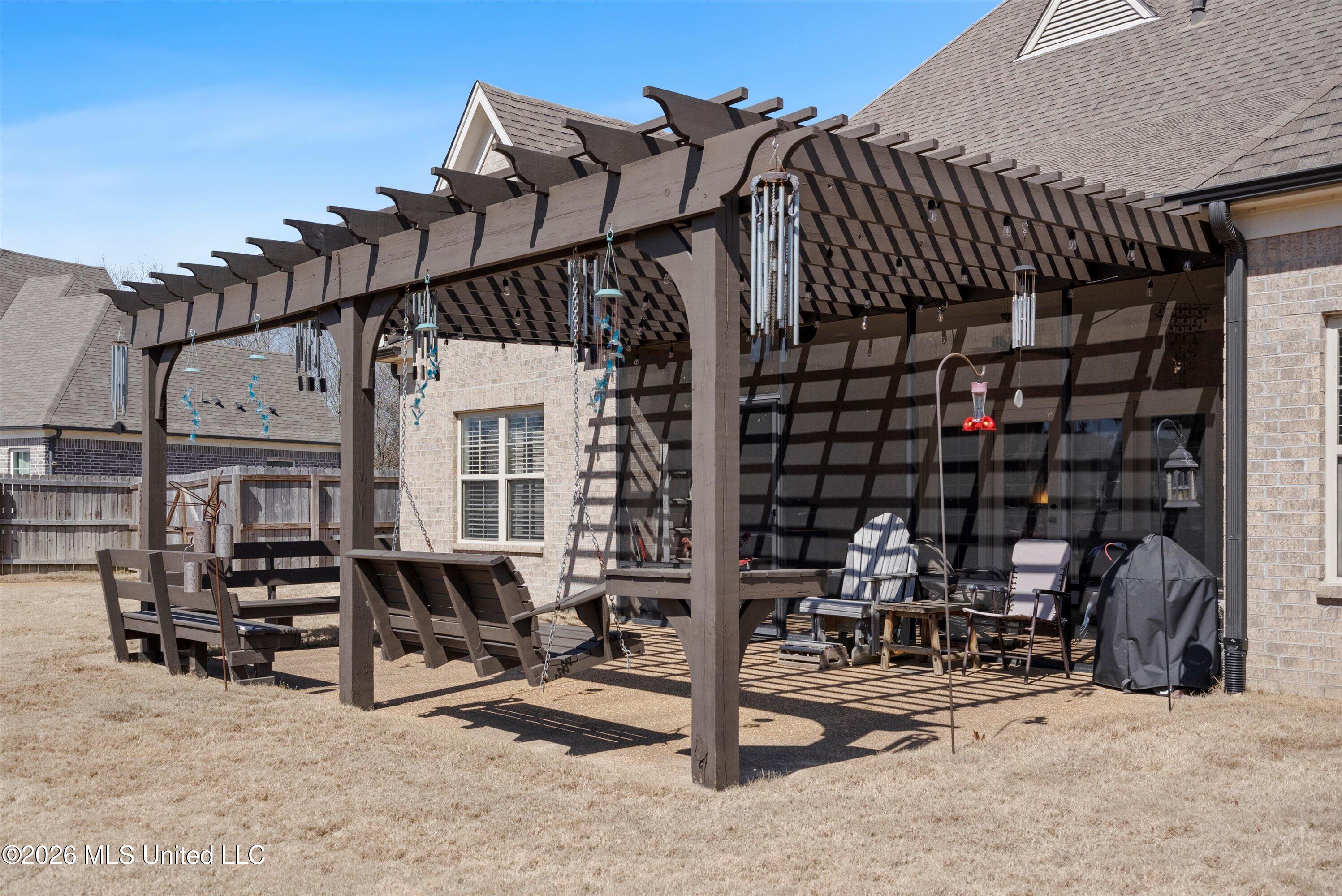 1586 Carlee Drive Hernando, MS 38632 - Photo 39 of 44 1586-pergola 2