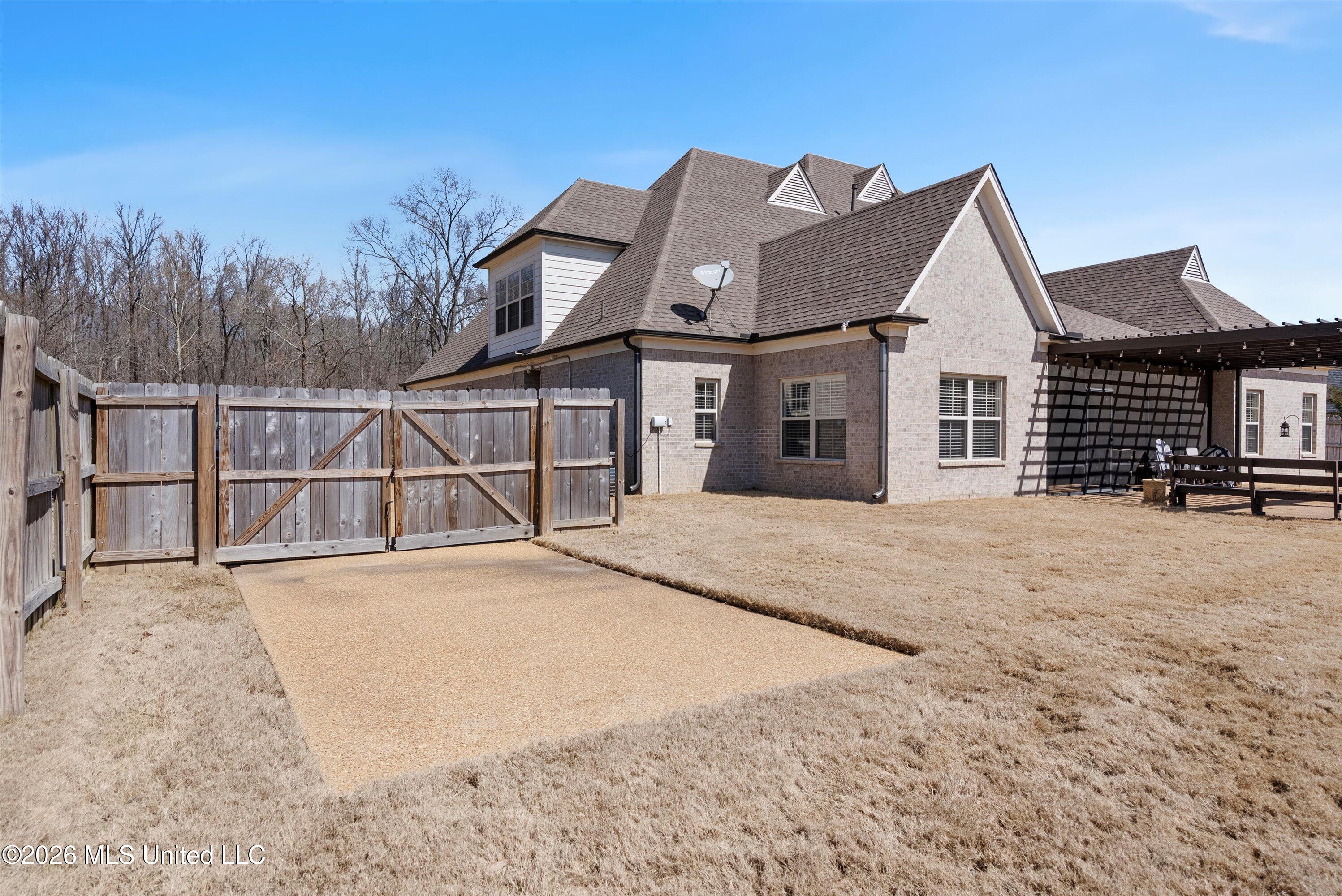 1586 Carlee Drive Hernando, MS 38632 - Photo 42 of 44 1586-backyard 2