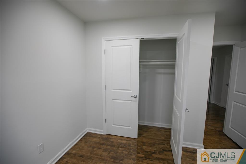 3204 Hana Road Edison, NJ 08817 - Photo 23 of 46