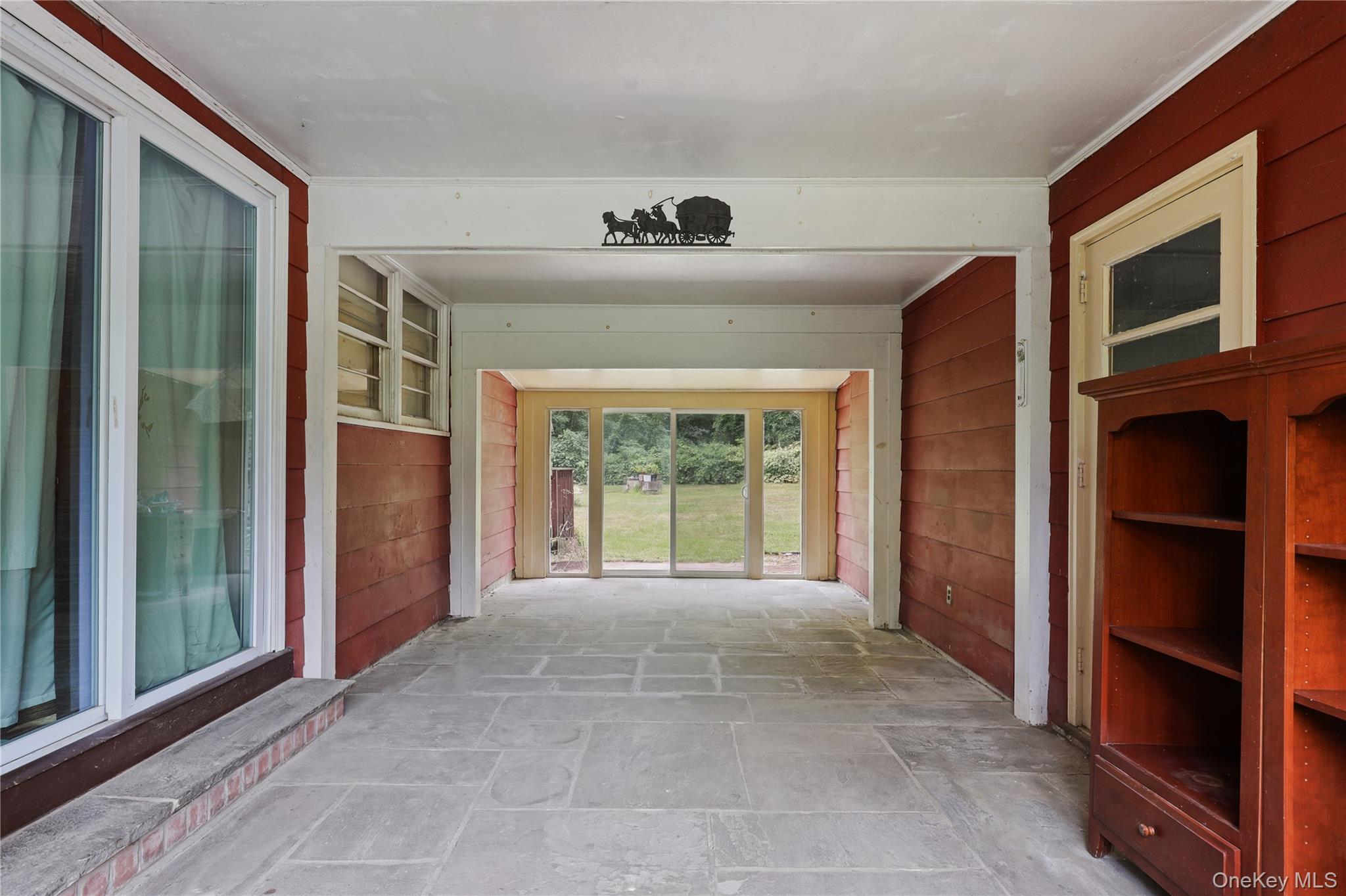 11 Creemer Road Armonk, NY 10504 - Photo 27 of 29 Breezeway