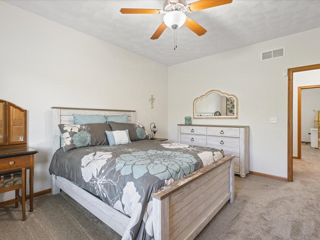 7227 Hawthorne Ridge Roscoe, IL 61073 - Photo 26 of 56 Gallery Image 26
