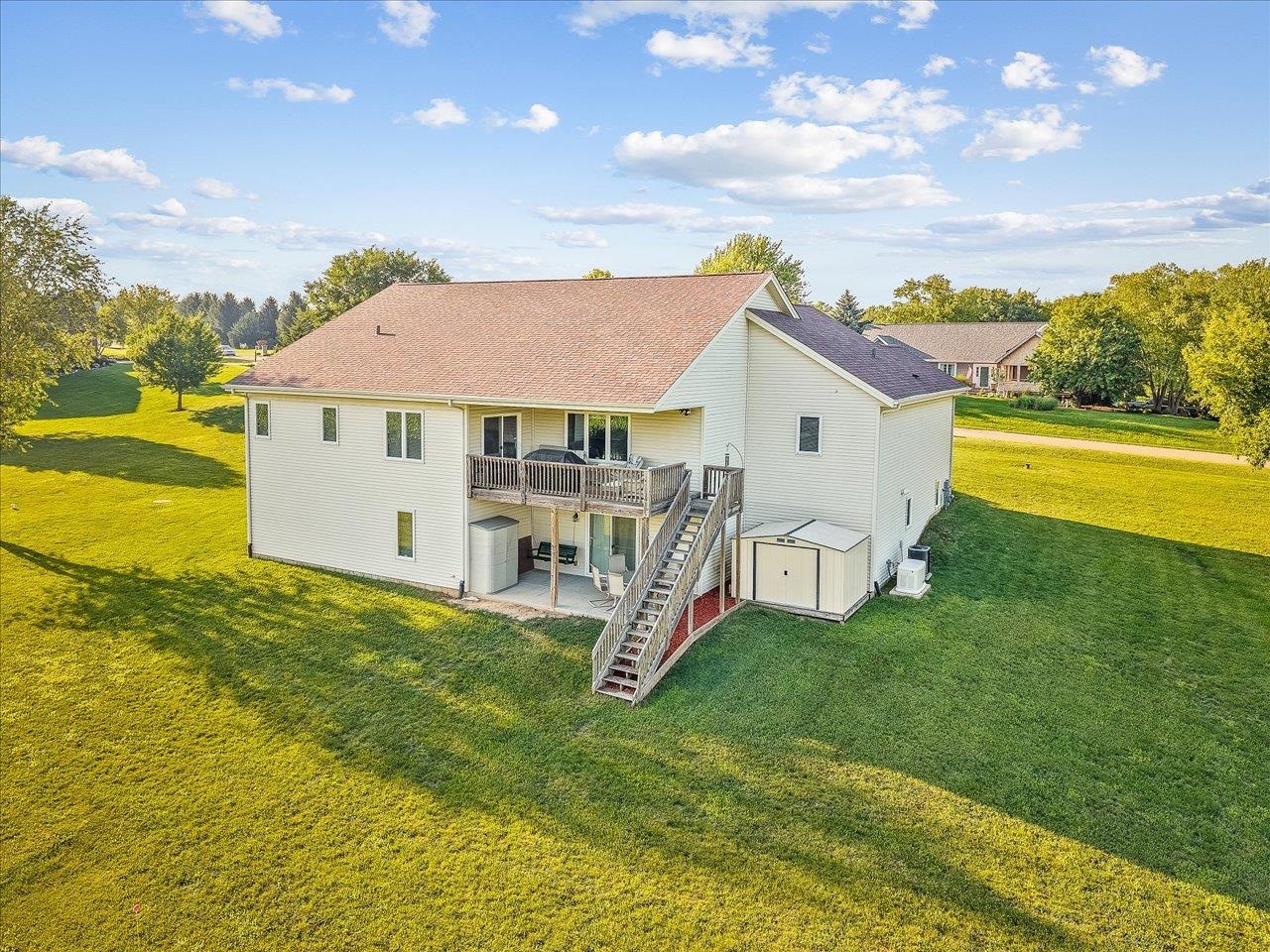 7227 Hawthorne Ridge Roscoe, IL 61073 - Photo 48 of 56 Gallery Image 48