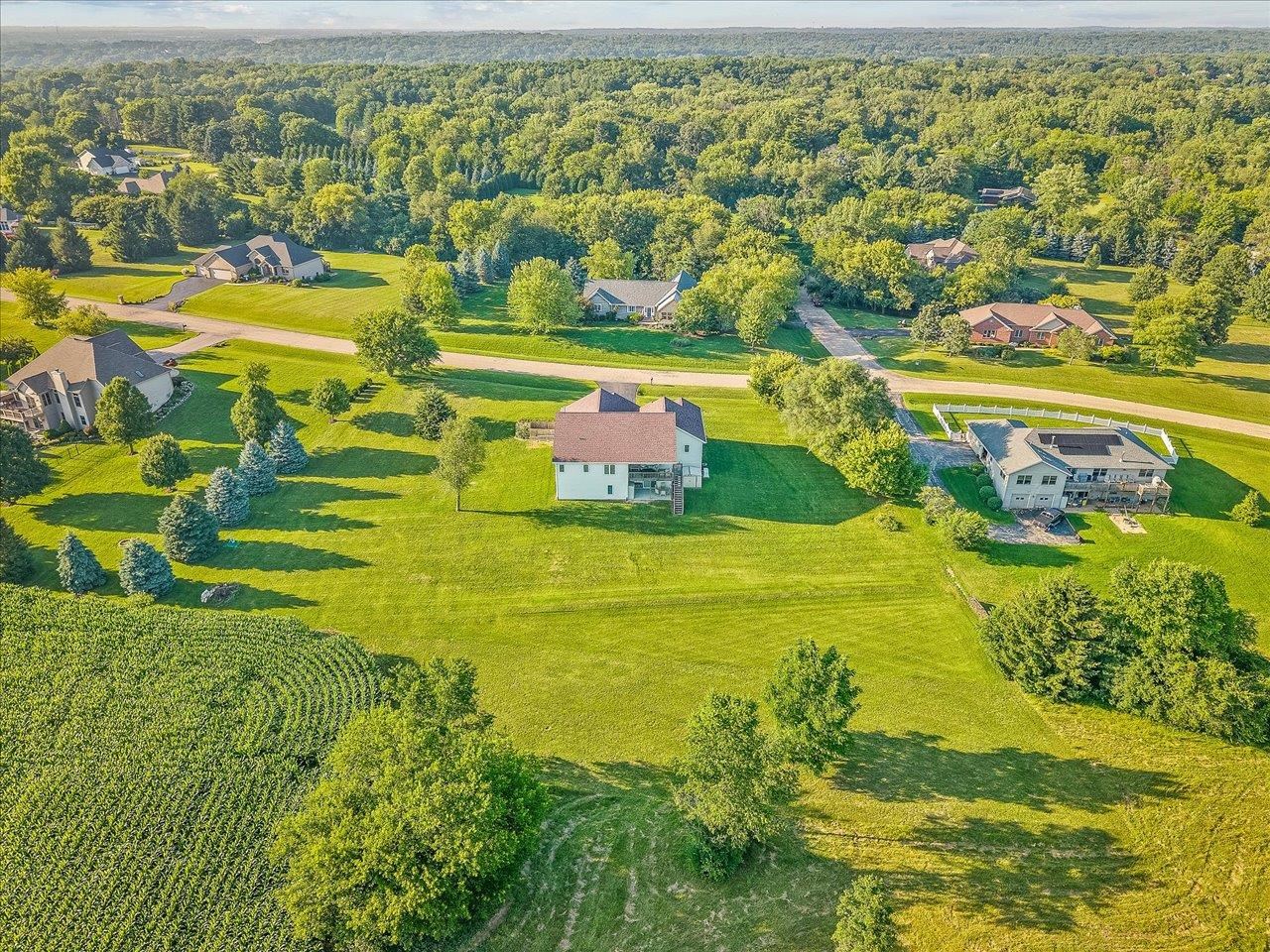 7227 Hawthorne Ridge Roscoe, IL 61073 - Photo 54 of 56 Gallery Image 54