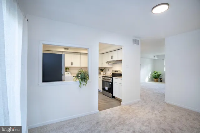 $245,000 | 1141 West Aaron Drive, Unit D, State College, PA 16803