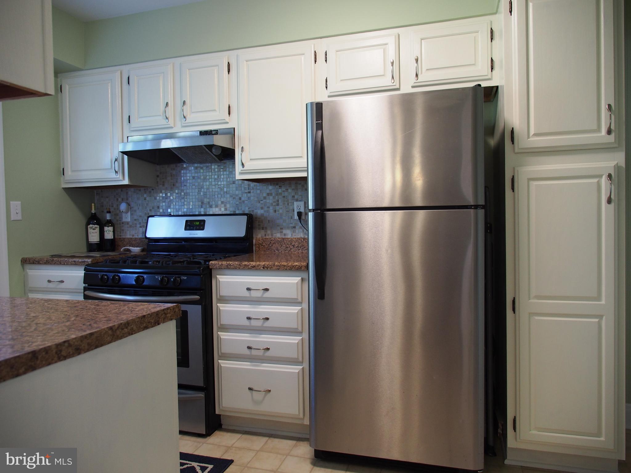 8161 Pleasant Plains Road Baltimore, MD 21286 - Photo 14 of 52 Kitchen