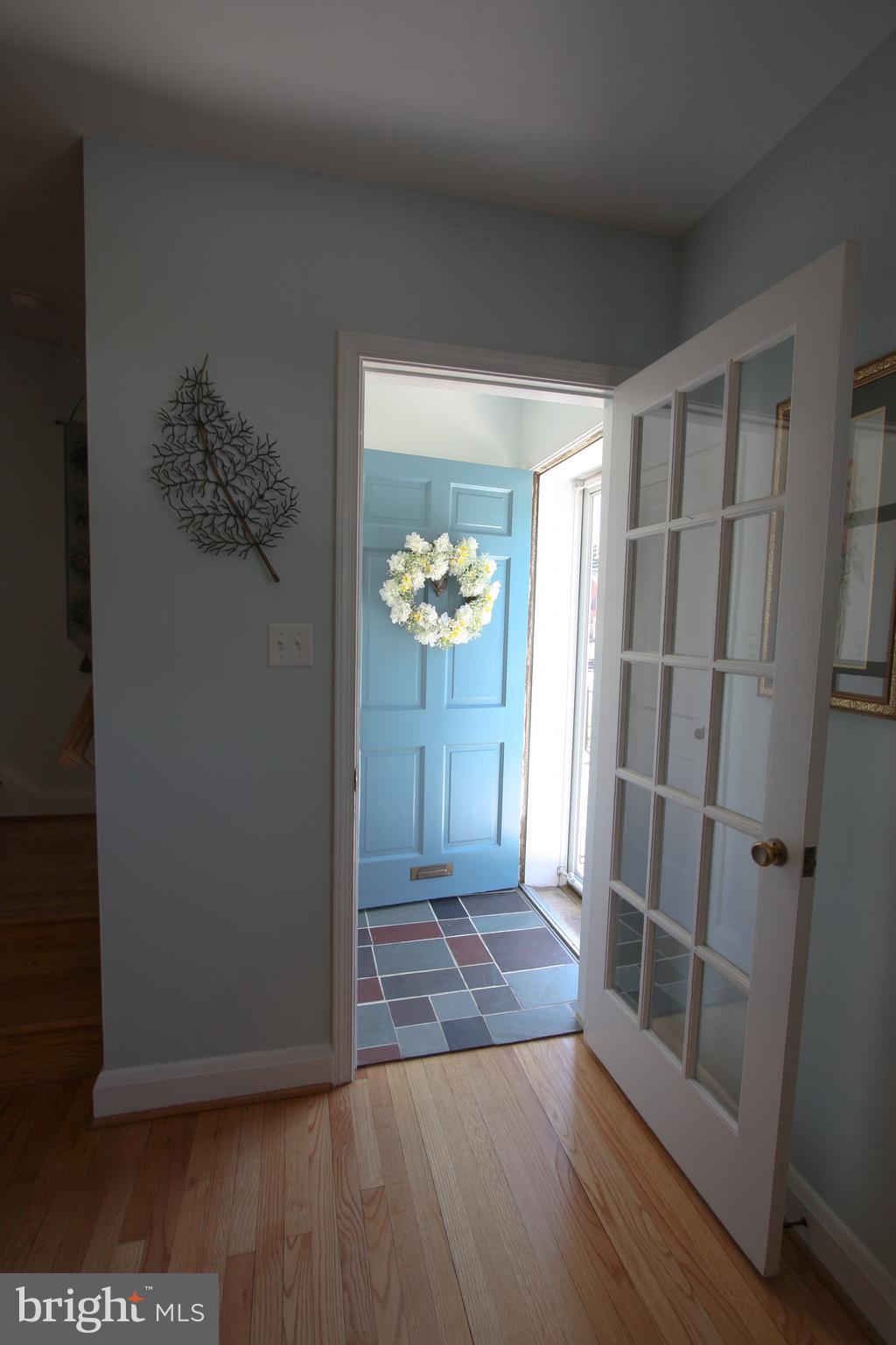 8161 Pleasant Plains Road Baltimore, MD 21286 - Photo 4 of 52 Entry Foyer