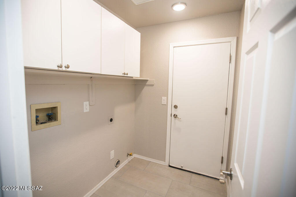 8714 North Frampton Place Tucson, AZ 85742 - Photo 8 of 46