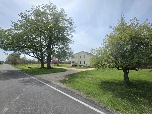 $329,900 | 8884 Townhall Road, Sheridan, MI 48884