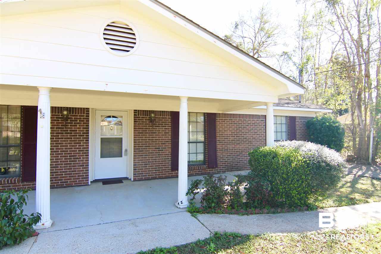 4805 Diamond Avenue Mobile, AL 36619 - Photo 4 of 40