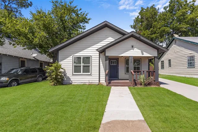 $227,000 | 1037 East Richmond Avenue, Fort Worth, TX 76104