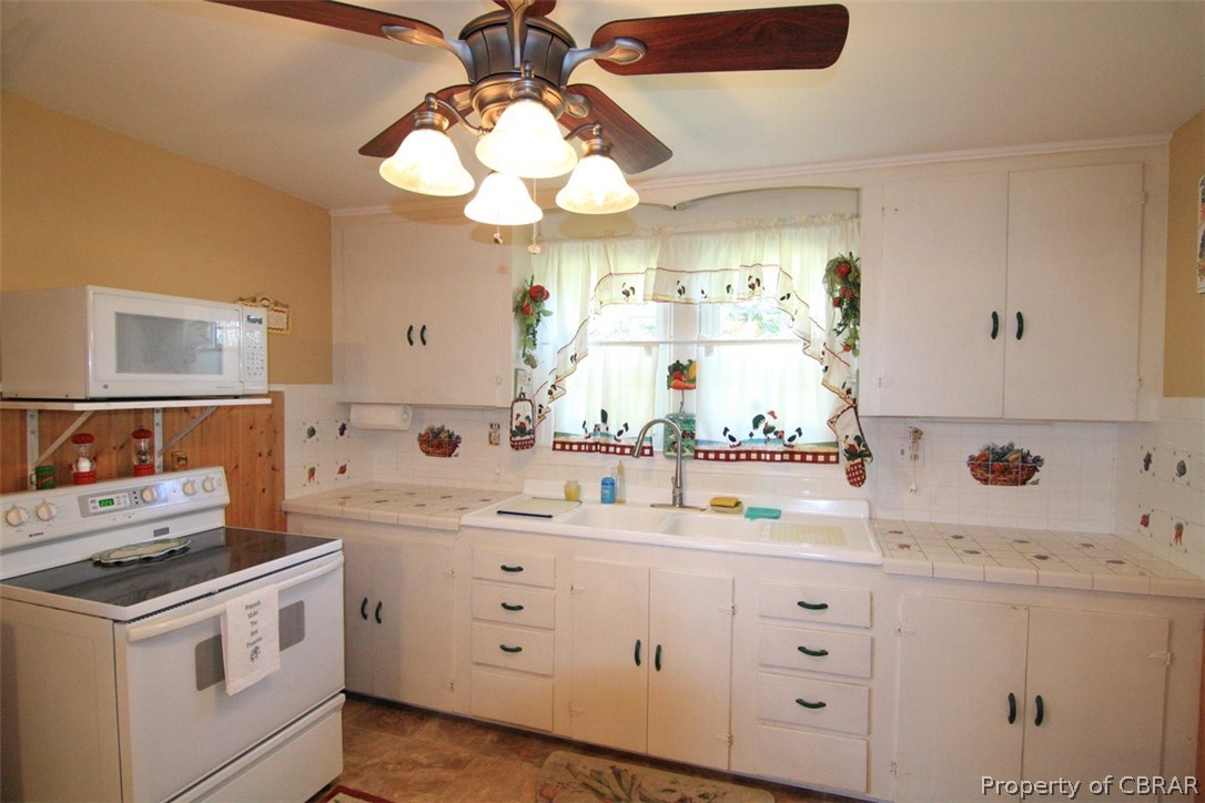 6116 Morattico Road Lancaster, VA 22503 - Photo 20 of 25 Kitchen