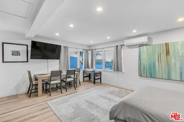 $2,495 | 3937 Kentucky Drive, Los Angeles, CA 90068