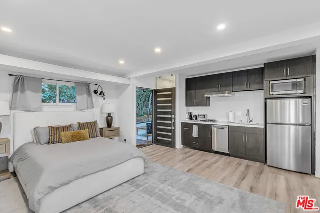 $2,495 | 3937 Kentucky Drive, Los Angeles, CA 90068