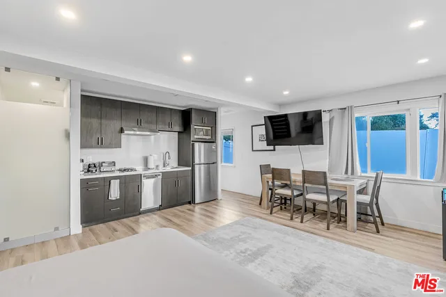 $2,495 | 3937 Kentucky Drive, Los Angeles, CA 90068