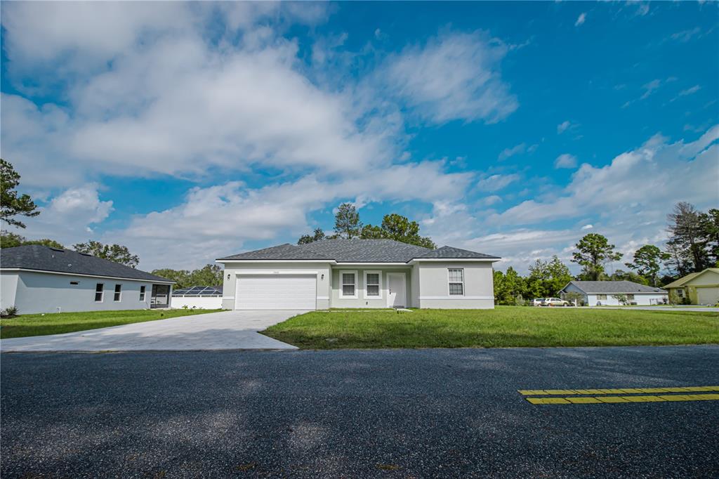 MODEL HOME
