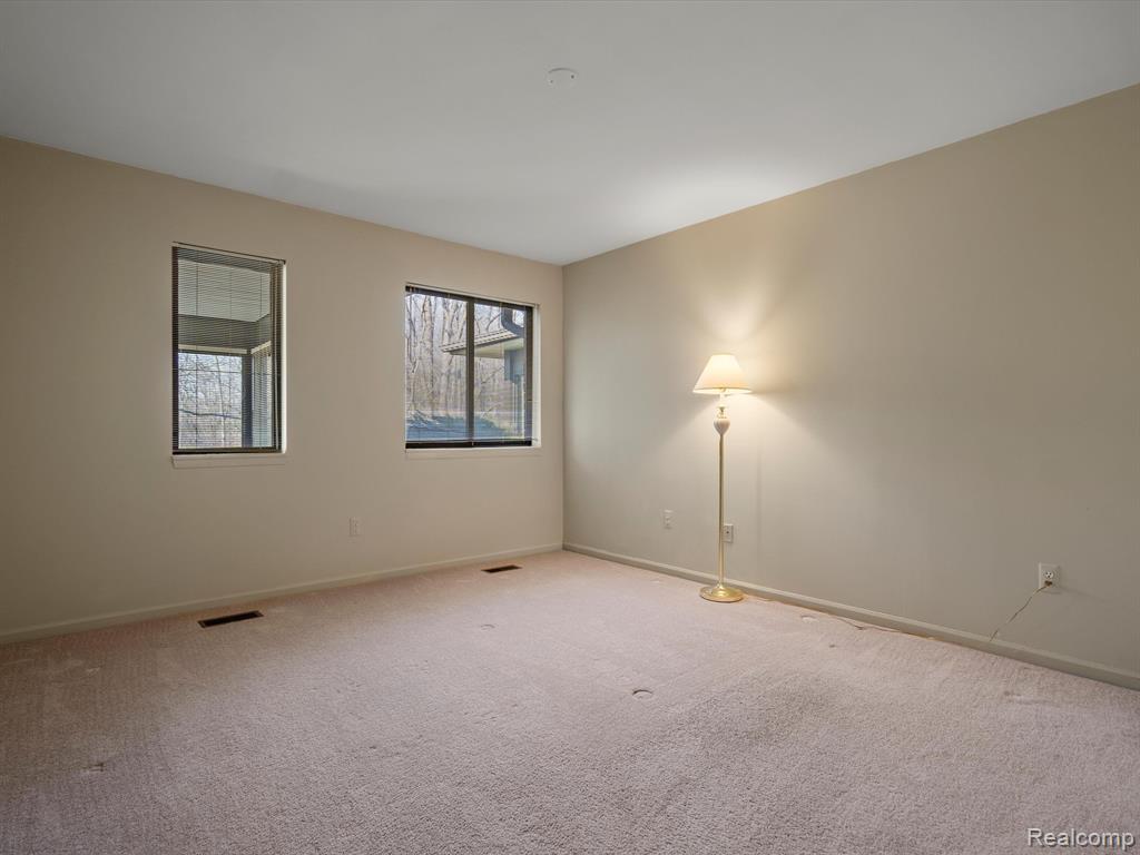 958 Wexford Way Rochester Hills, MI 48307 - Photo 16 of 23