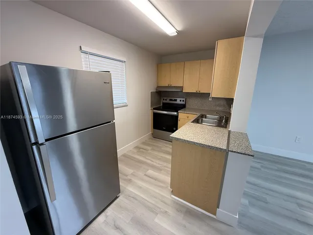 $2,120 | 3626 Northeast 168th Street, Unit 404, North Miami Beach, FL 33160