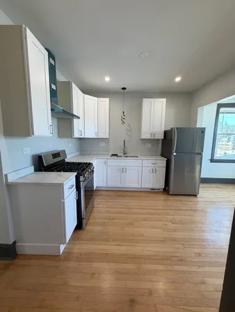 $2,200 | 1812 South 58th Court, Unit 2, Cicero, IL 60804