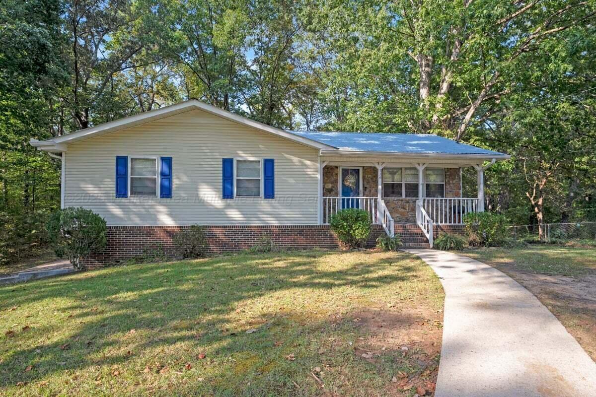 330 Sellers Road Dora, AL 35062 - Photo 1 of 24 IMG_0753