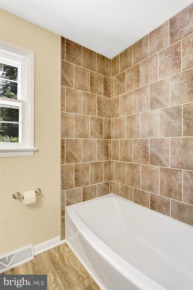 203 Kendale Road Red Lion, PA 17356 - Photo 15 of 25 Gallery Image 15