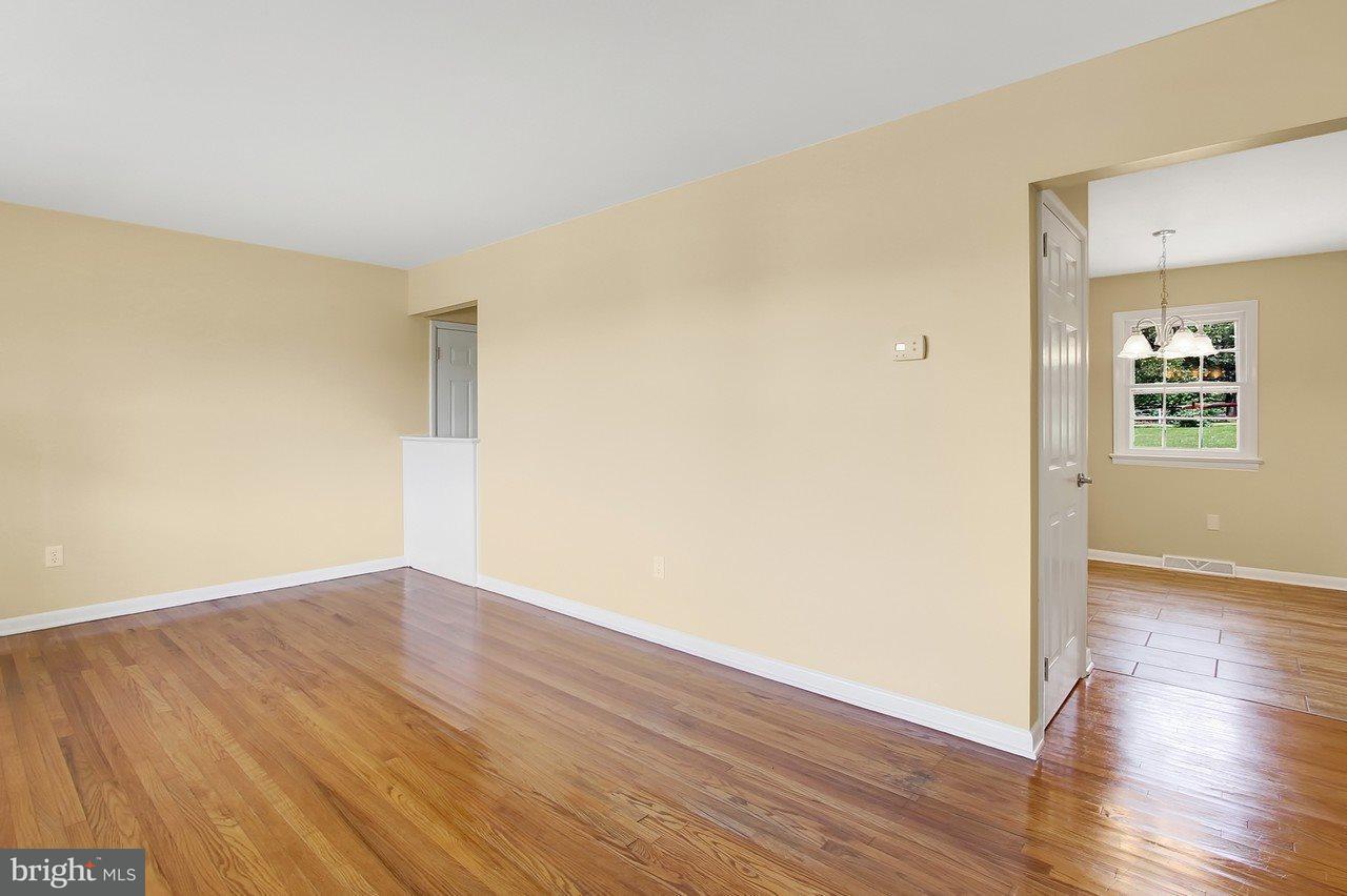 203 Kendale Road Red Lion, PA 17356 - Photo 4 of 25 Gallery Image 4