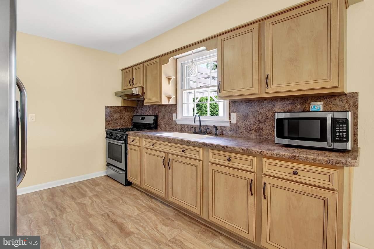 203 Kendale Road Red Lion, PA 17356 - Photo 6 of 25 Gallery Image 6