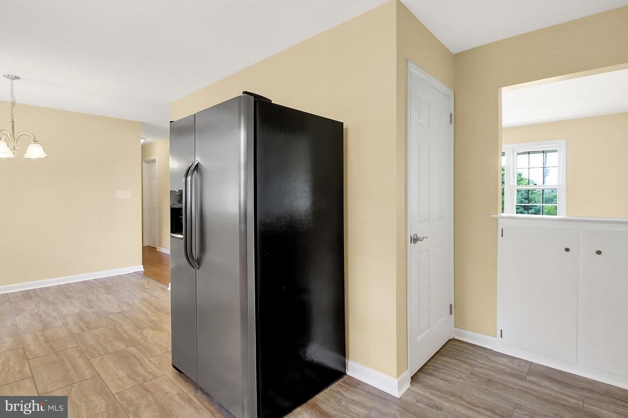 203 Kendale Road Red Lion, PA 17356 - Photo 8 of 25 Gallery Image 8