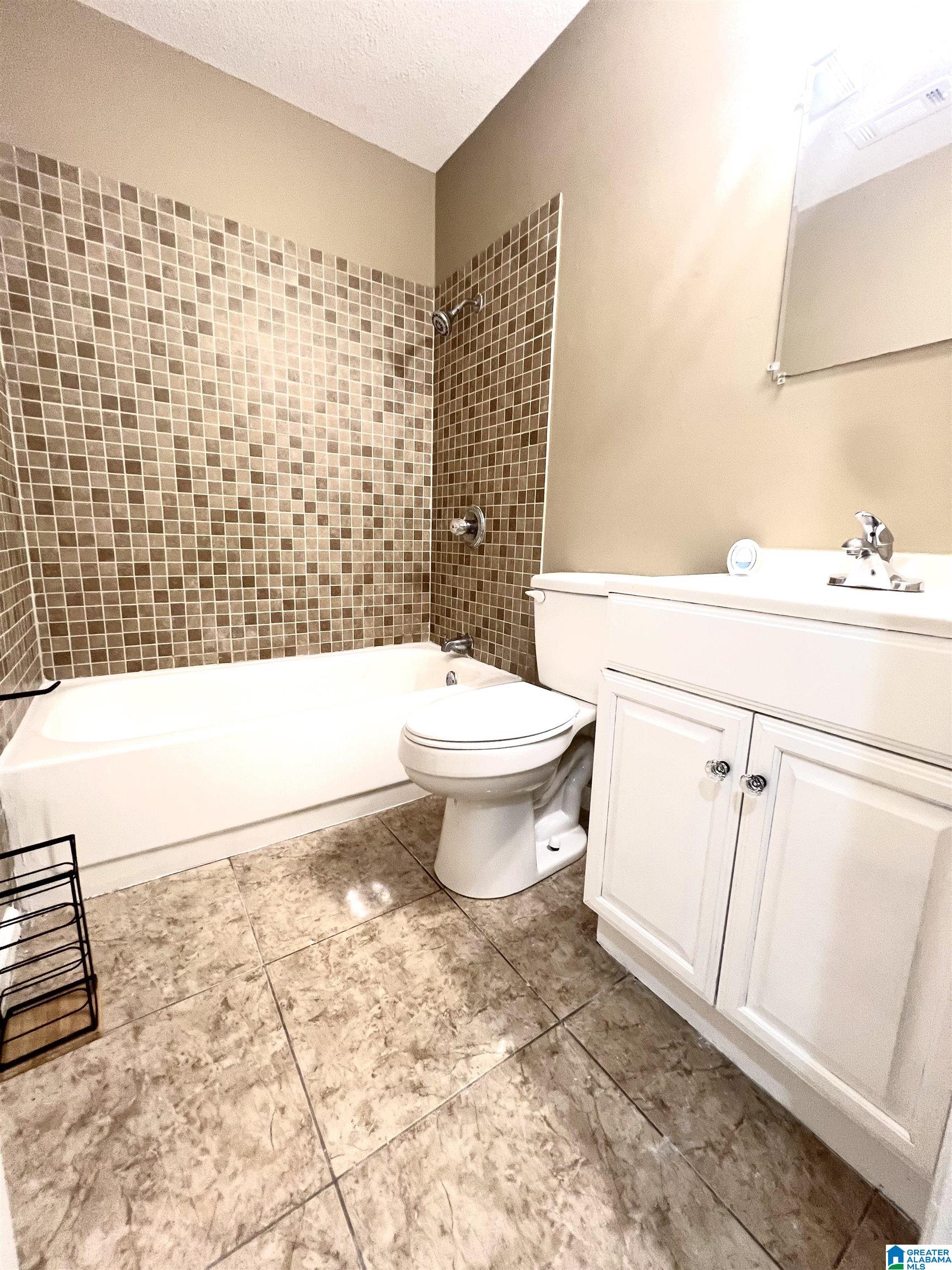 494 Sycamore Street Jemison, AL 35085 - Photo 13 of 16