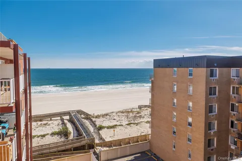 $899,000 | 666 Shore Road, Unit 6M, Long Beach, NY 11561