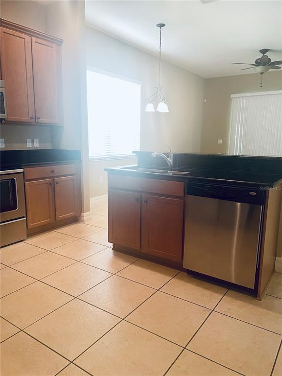 10712 Willow Ridge Loop Orlando, FL 32825 - Photo 7 of 27