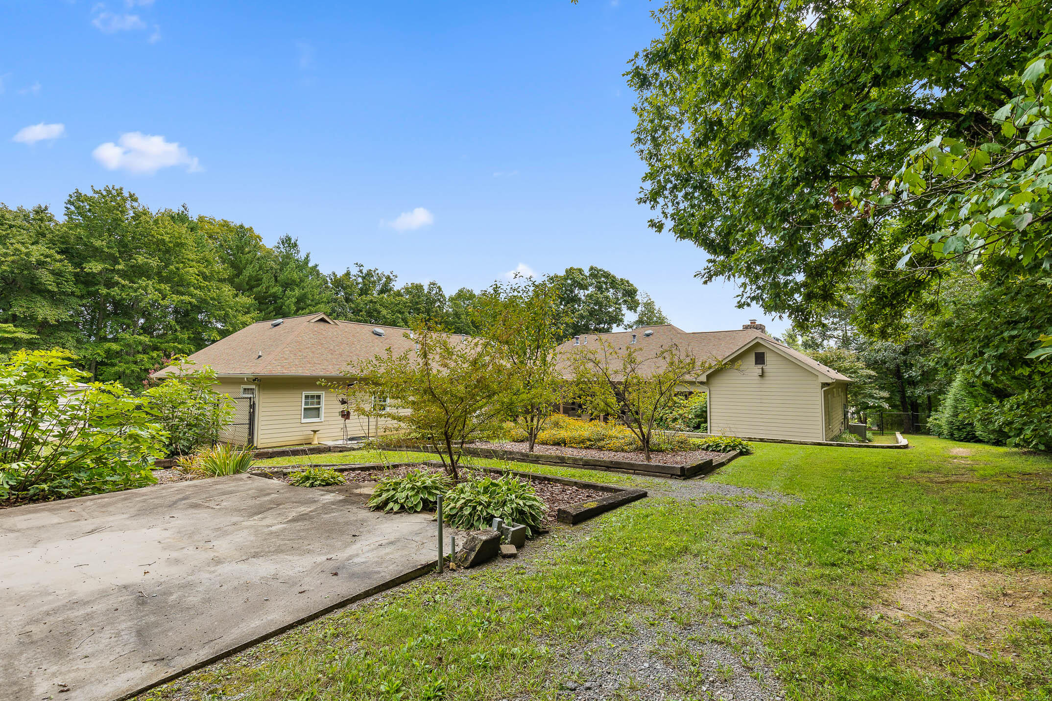 2613 Corral Road Signal Mountain, TN 37377 - Photo 64 of 79 Corral-61