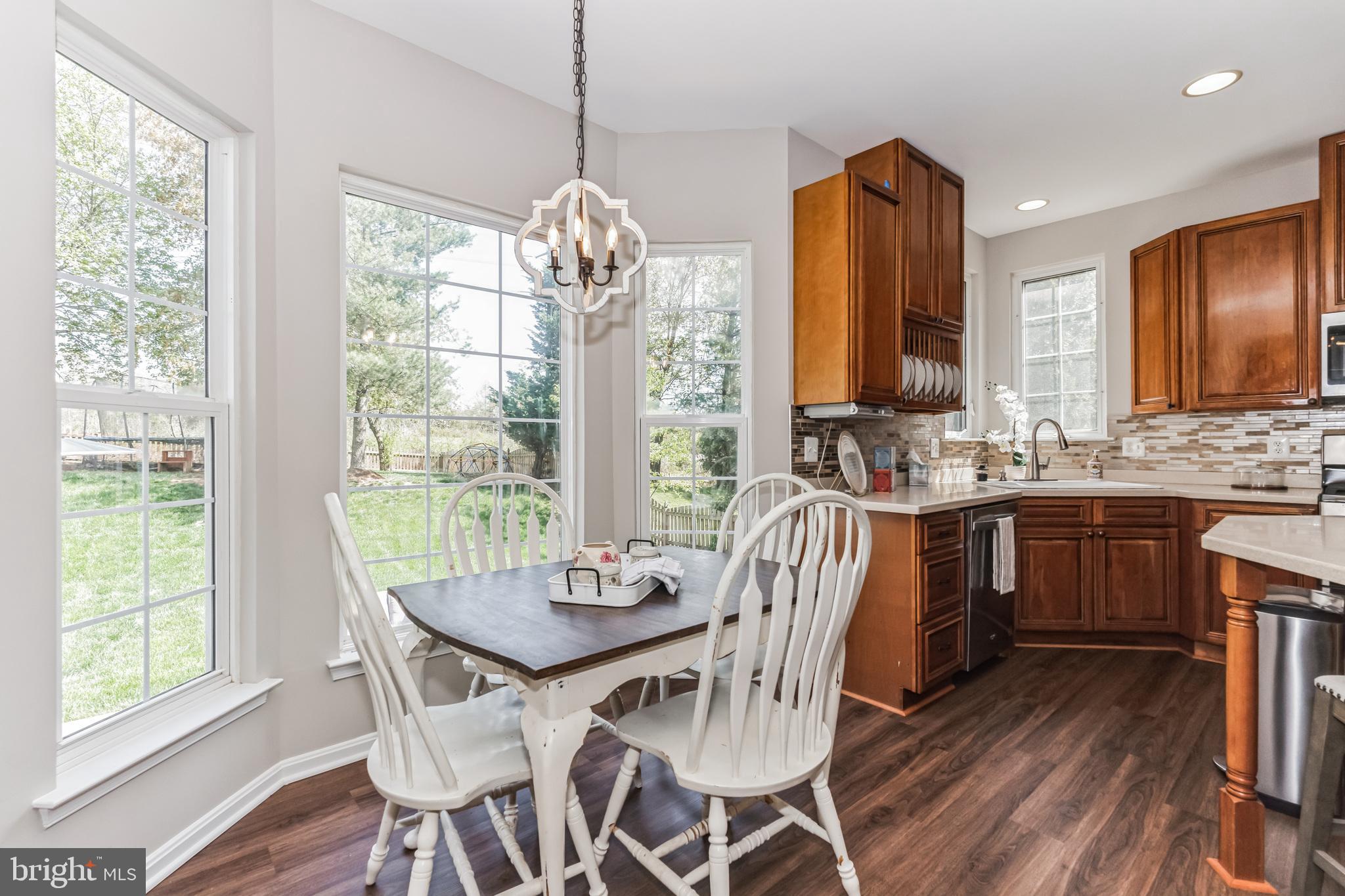 18282 Maple Spring Court Leesburg, VA 20176 - Photo 13 of 62 Gallery Image 13