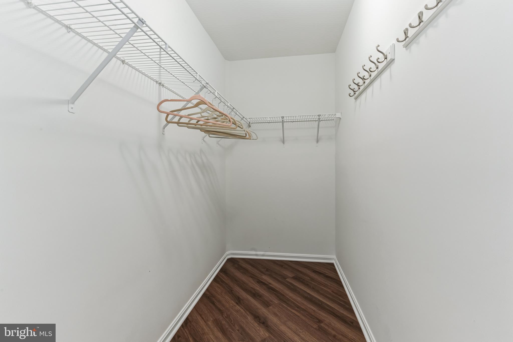 18282 Maple Spring Court Leesburg, VA 20176 - Photo 19 of 62 Gallery Image 19
