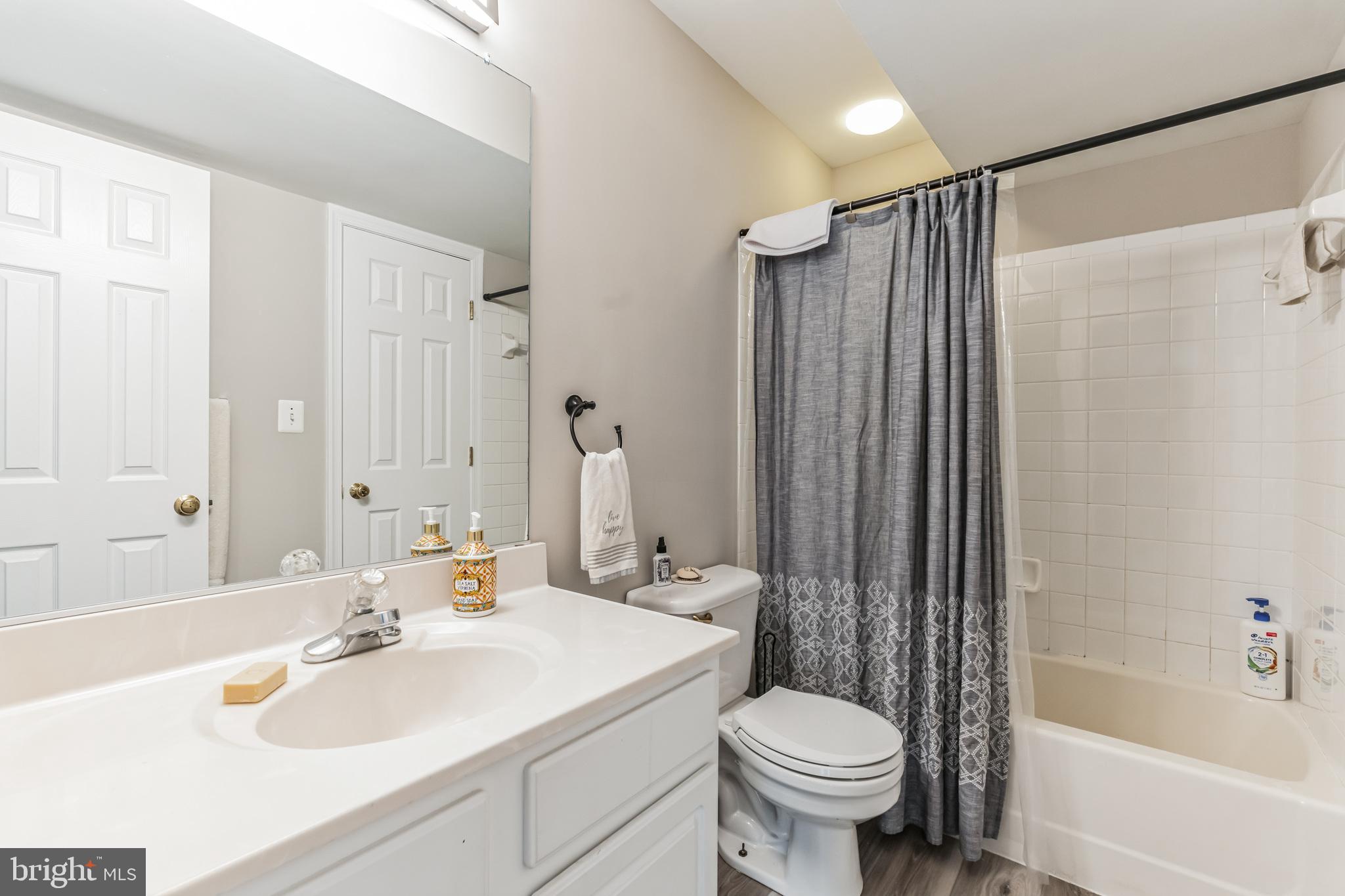18282 Maple Spring Court Leesburg, VA 20176 - Photo 25 of 62 Gallery Image 25