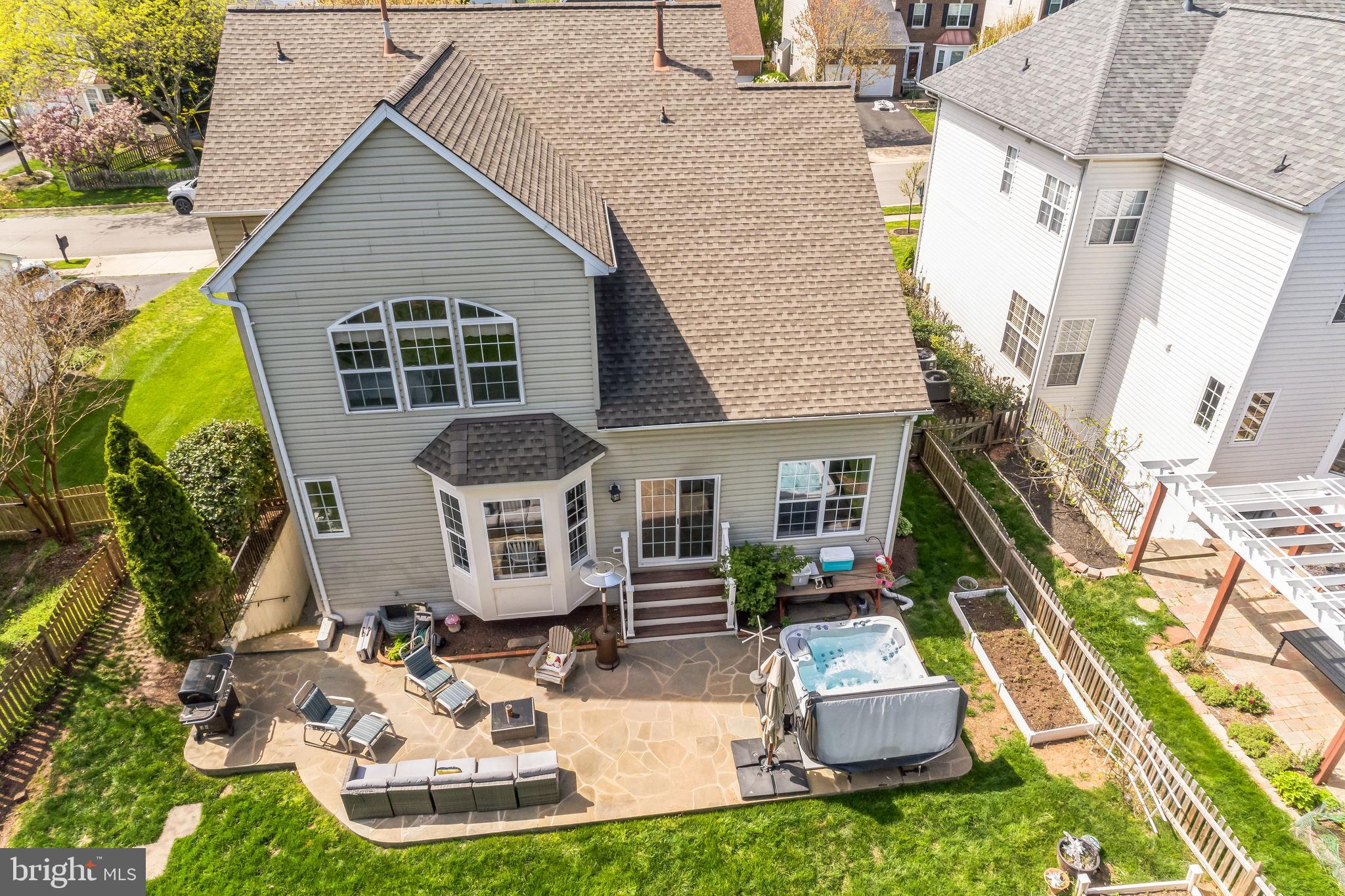 18282 Maple Spring Court Leesburg, VA 20176 - Photo 34 of 62 Gallery Image 34