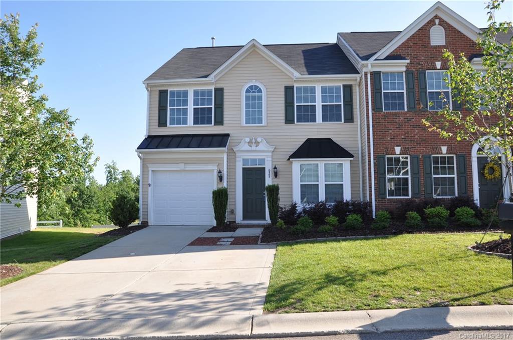 625 School House Lane, Unit 625 Fort Mill, SC 29708 - Photo 2 of 18 Gallery Image 2