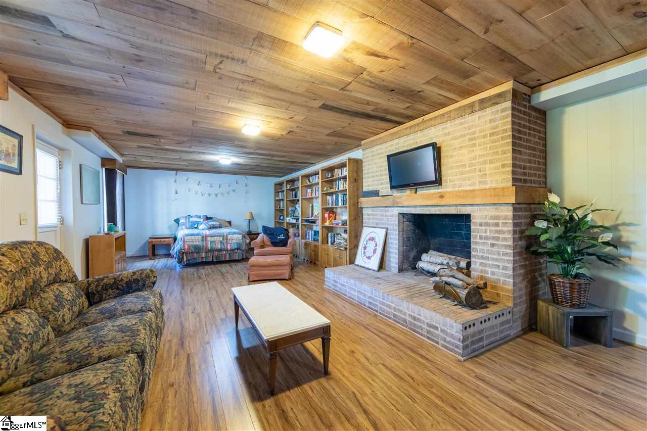 511 North Ford Road Greer, SC 29651 - Photo 19 of 33