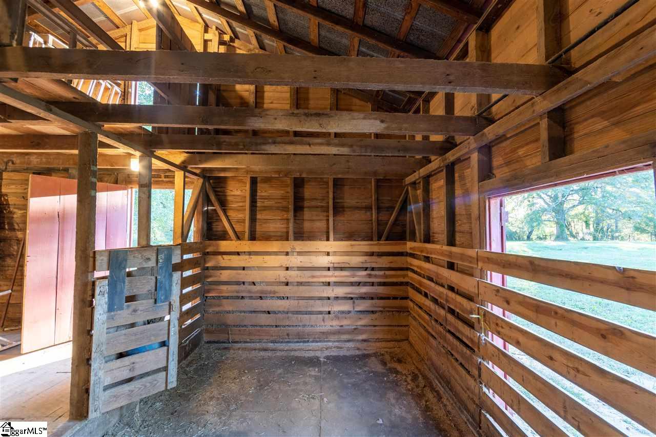 511 North Ford Road Greer, SC 29651 - Photo 27 of 33