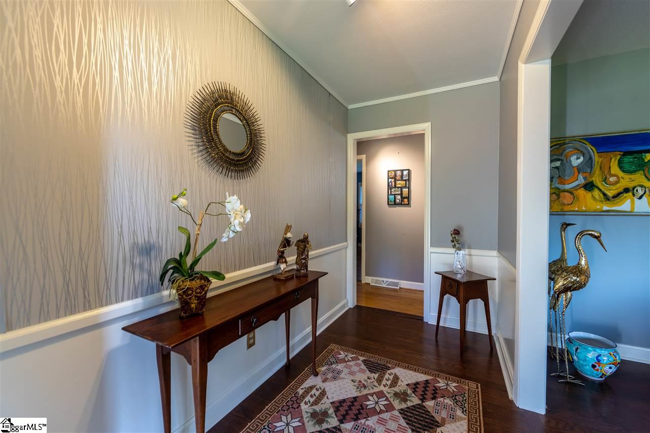 511 North Ford Road Greer, SC 29651 - Photo 4 of 33