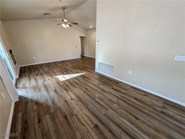 $1,900 | 9729 Buckhorn Drive, Las Vegas, NV 89134