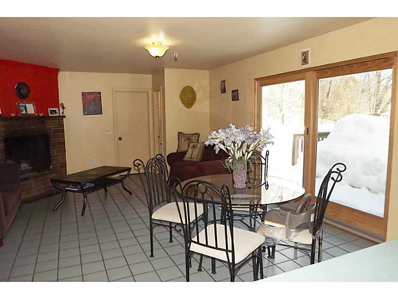 199 Old County Road Smithfield, RI 02917 - Photo 17 of 21 Den/Family/Great Room.