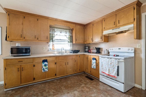 2751 Evins Mill Road Smithville, TN 37166 - Photo 6 of 22