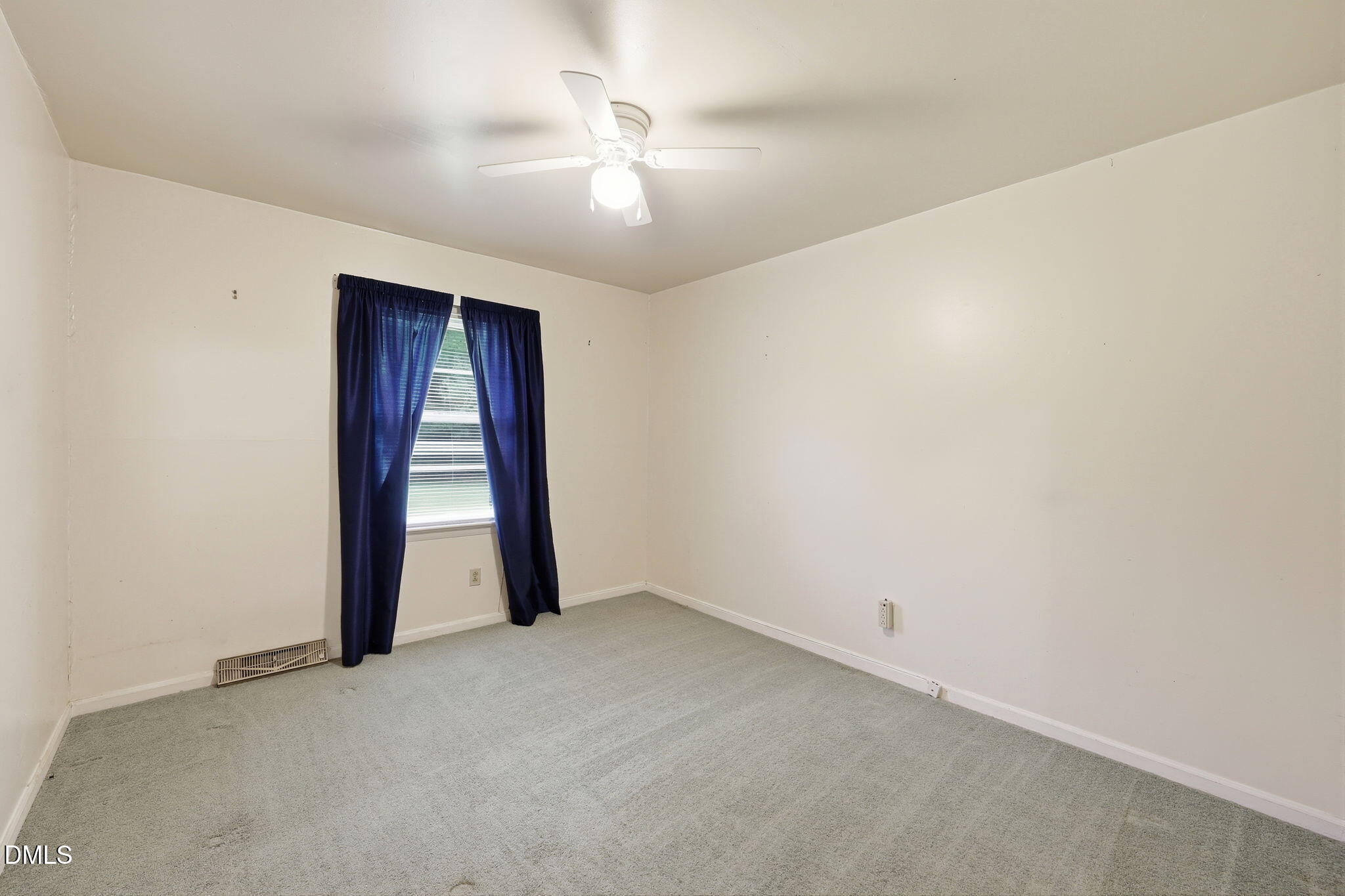 522 Braswell Road Goldsboro, NC 27530 - Photo 9 of 22 35-web-or-mls-IMG_7167