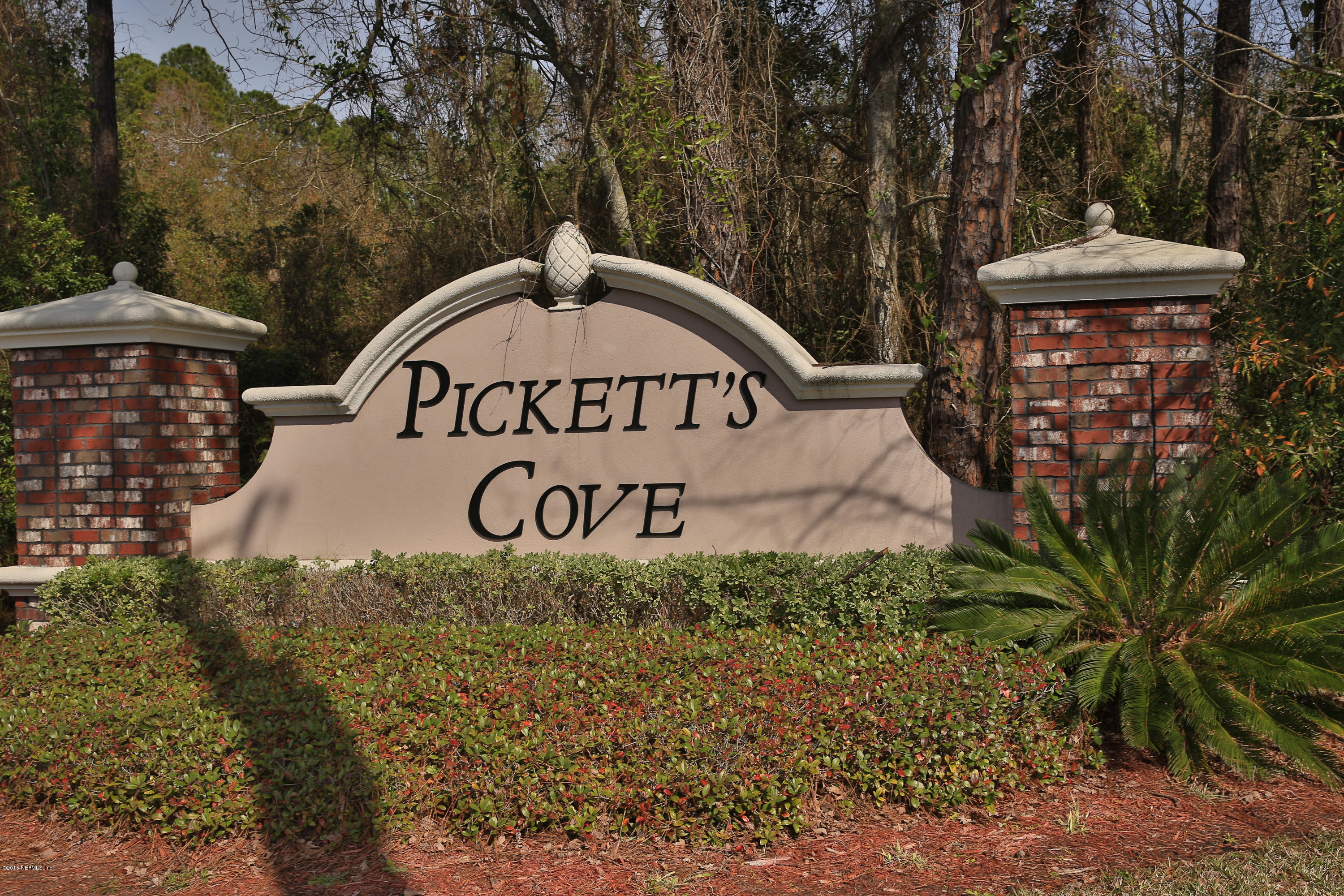 5951 Royalty Road Jacksonville, FL 32254 - Photo 3 of 32 813_3532