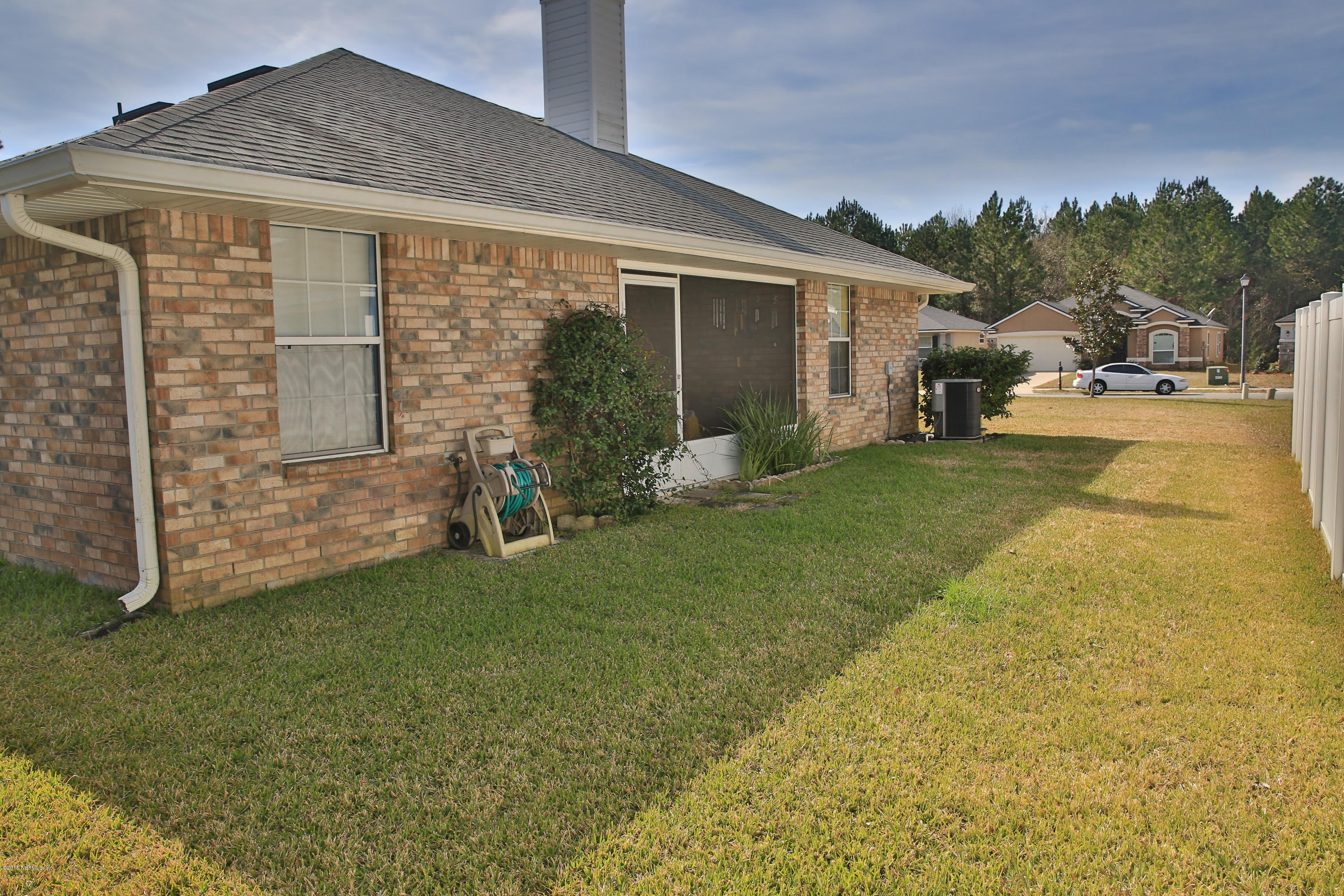5951 Royalty Road Jacksonville, FL 32254 - Photo 8 of 32 813_3538