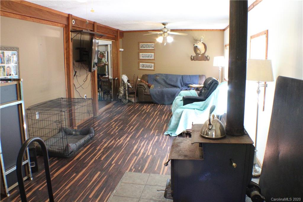 24 Boxturtle Road Candler, NC 28715 - Photo 17 of 32 Gallery Image 17