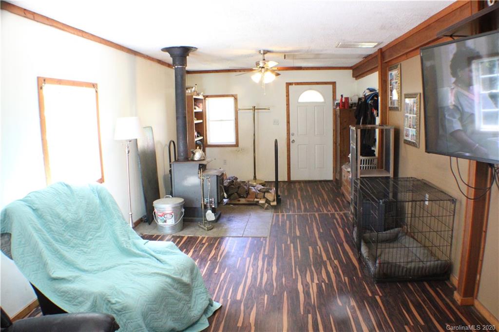 24 Boxturtle Road Candler, NC 28715 - Photo 18 of 32 Gallery Image 18