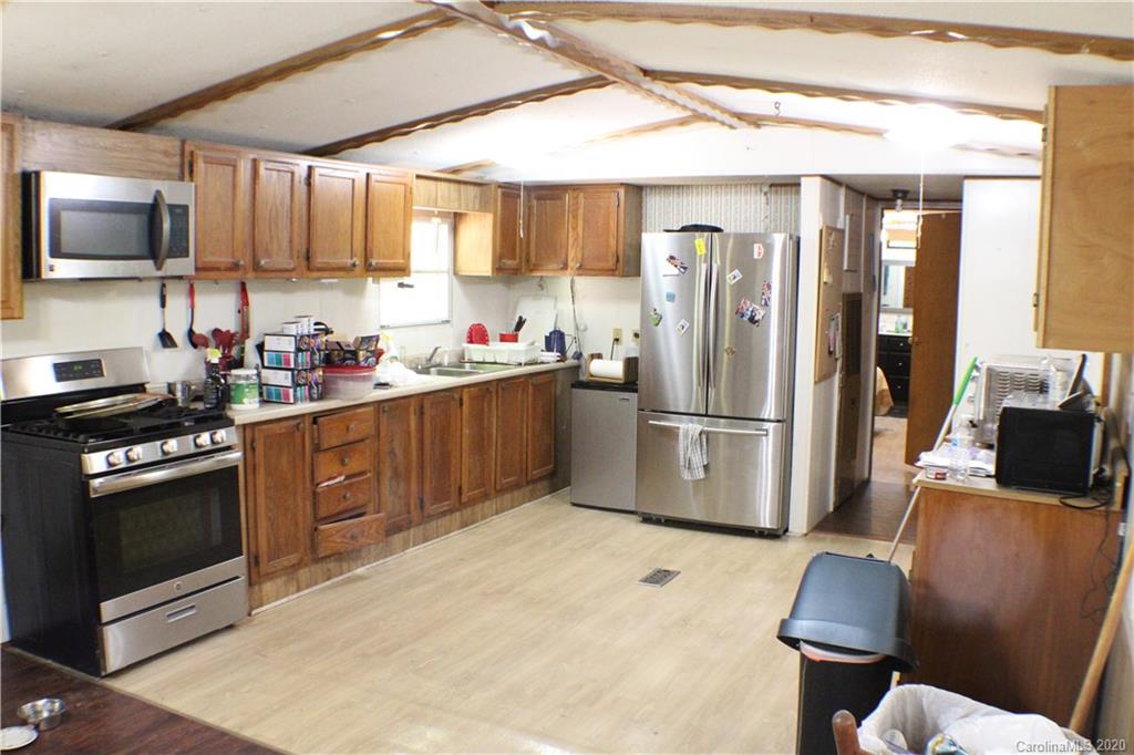 24 Boxturtle Road Candler, NC 28715 - Photo 19 of 32 Gallery Image 19