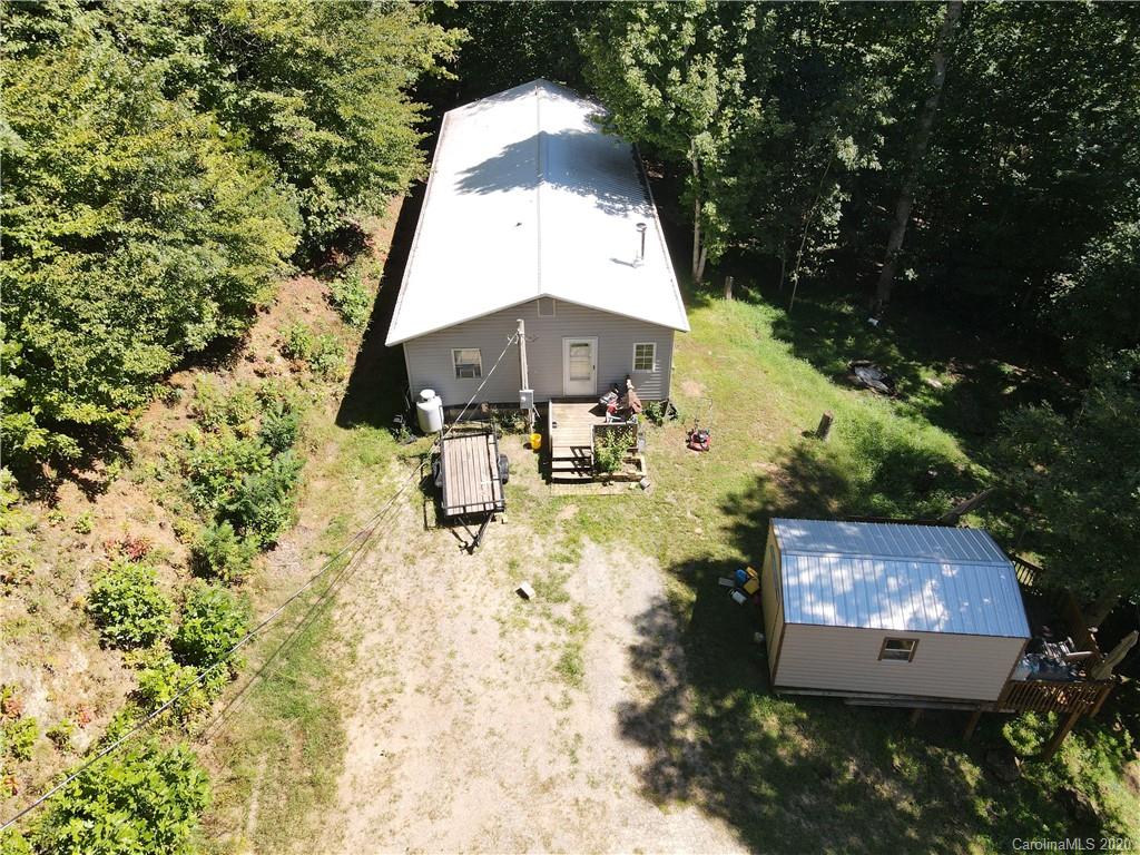 24 Boxturtle Road Candler, NC 28715 - Photo 4 of 32 Gallery Image 4